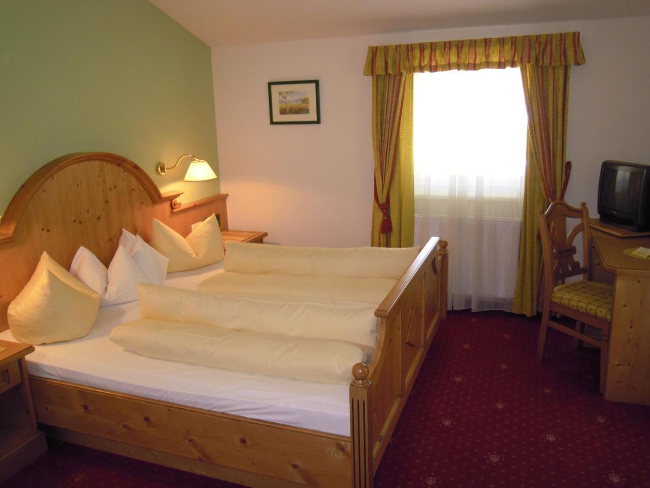 Hotel Garni Tirolerhof Hopfgarten im Brixental Ngoại thất bức ảnh